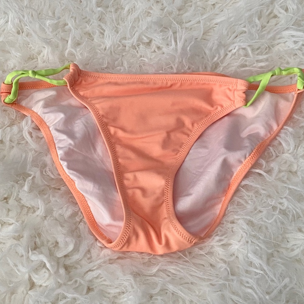 Victoria’s Secret Bathing Suit Bottom